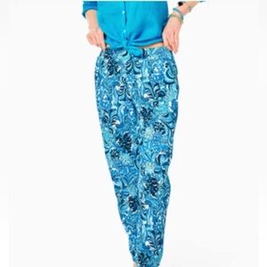 EUC Lilly Pulitzer Rici Stretch Pant in Resort White Mermazing Medium